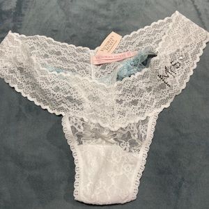 VICTORIA'S SECRET White Thong Panty Lace Bridal